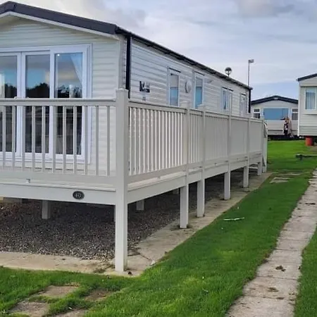 Bay Kestrel40 * Cayton