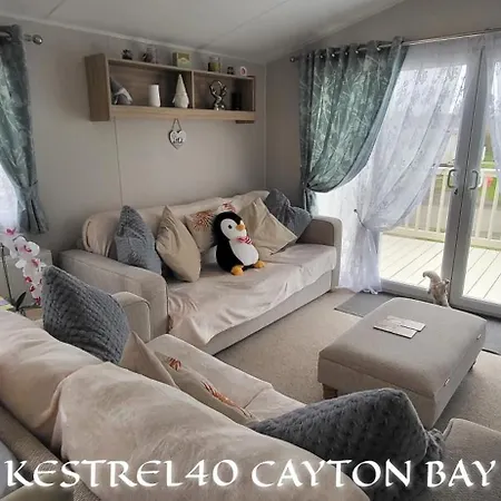 Bay Kestrel40 Campingplads