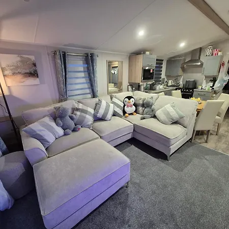 Bay Kestrel40 Camping *