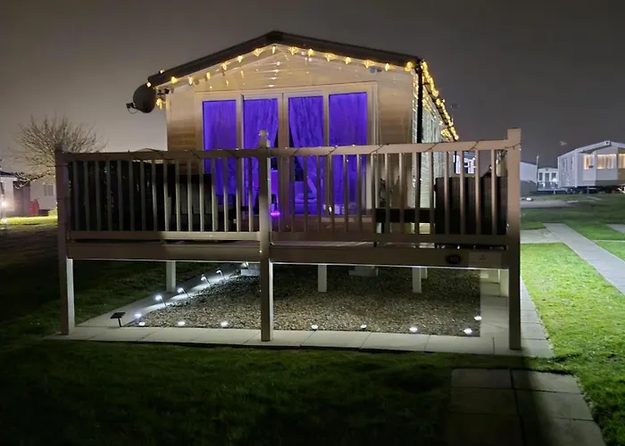 Bay Kestrel40 Camping *