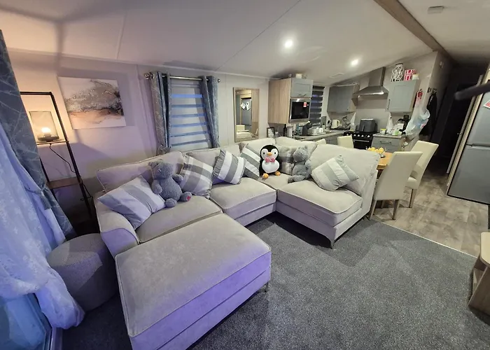 Bay Kestrel40 Camping *