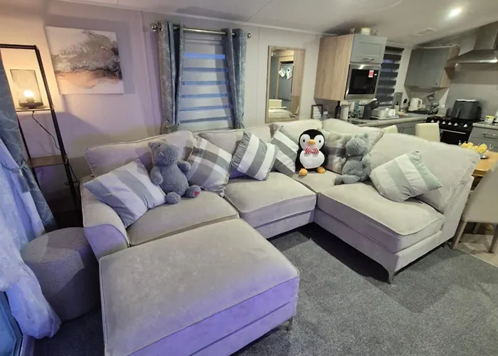 Bay Kestrel40 Cayton