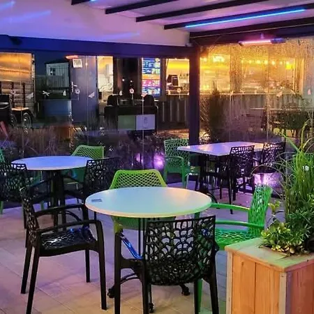 Bay Kestrel40 Cayton